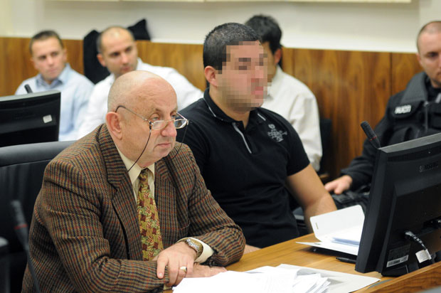 ГОРЕЛА АДВОКАТСКА КАНЦЕЛАРИЈА У ЦЕНТРУ БАЊАЛУКЕ: Пожар изазвао рачунар? (ФОТО)